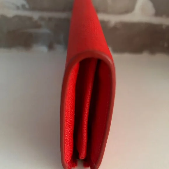 GUC - Coach Red Saffiano Zip Wallet with Gold Logo - Picture 8 of 10